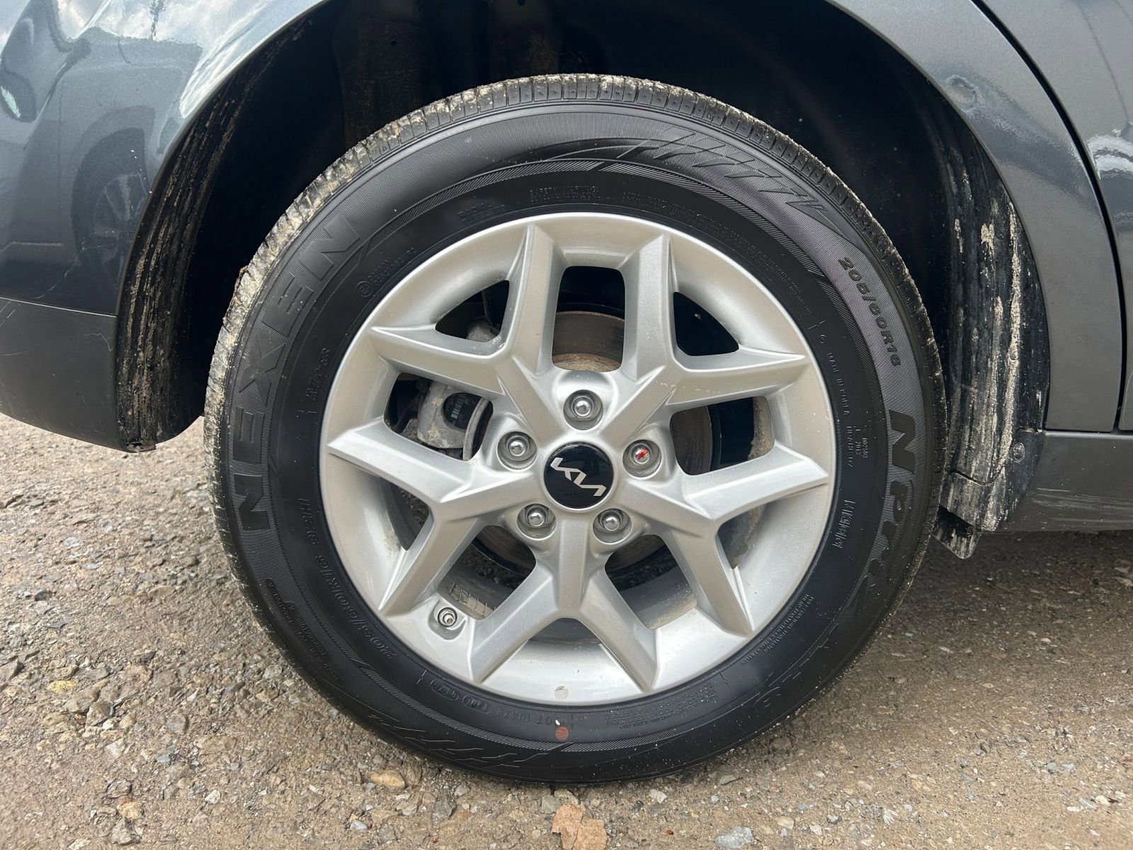 Used 2025 Kia Soul LX w/ LX Technology Package image 29