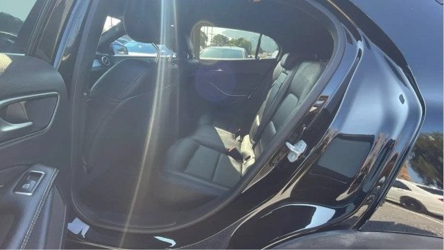 Used 2017 Mercedes-Benz GLA 250 image 15