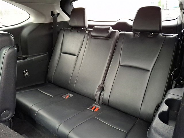 Used 2022 Toyota Highlander Platinum image 11