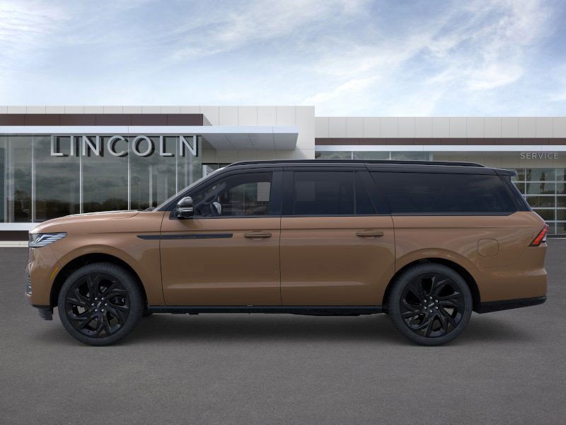 New 2026 Lincoln Navigator L Black Label image 3