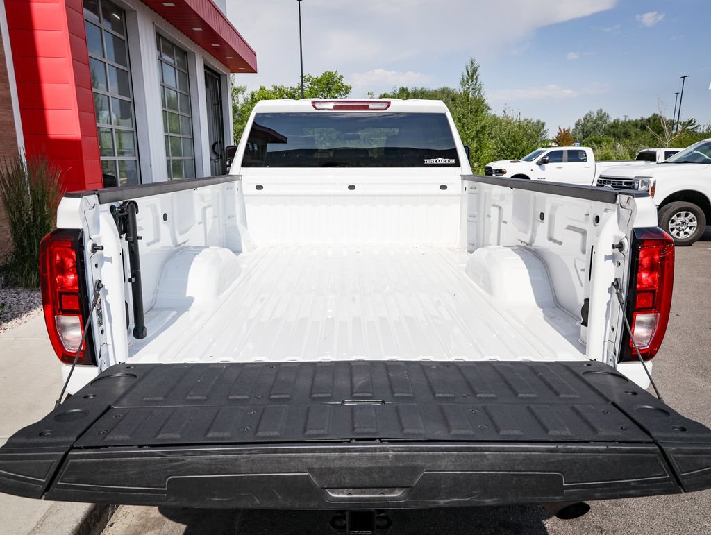 Used 2024 GMC Sierra 3500 SLE w/ SLE Convenience Package AWD/4WD image 5
