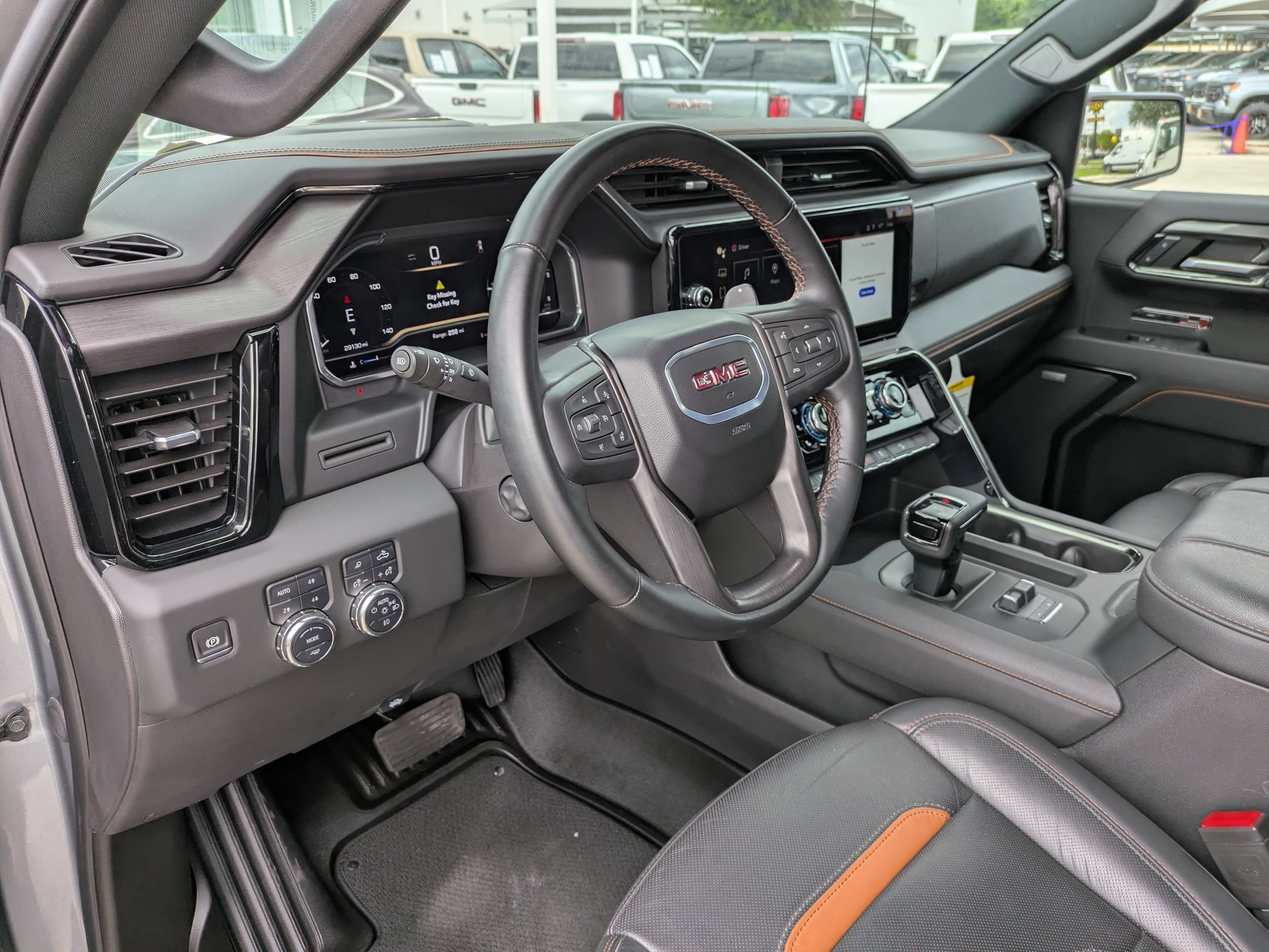 Certified 2024 GMC Sierra 1500 AT4 w/ AT4 Premium Package AWD/4WD image 10