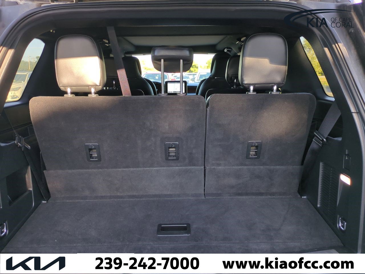 Used 2021 Lincoln Navigator Reserve w/ Luxury Package image 11