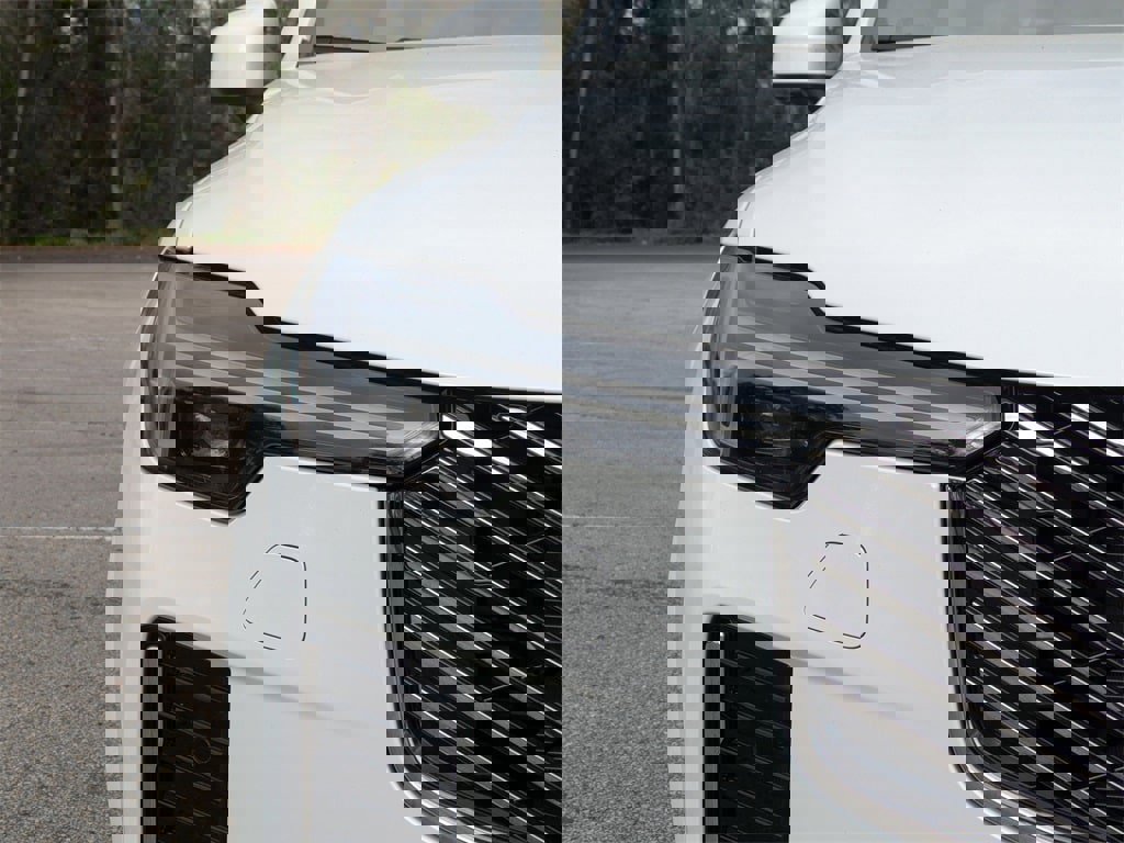 New 2026 Volvo XC90 B6 Plus image 10