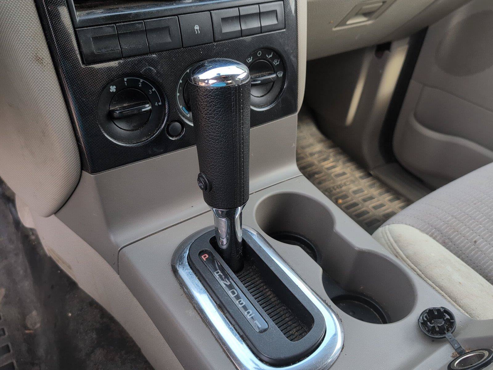 Used 2007 Ford Explorer Sport Trac XLT RWD image 19