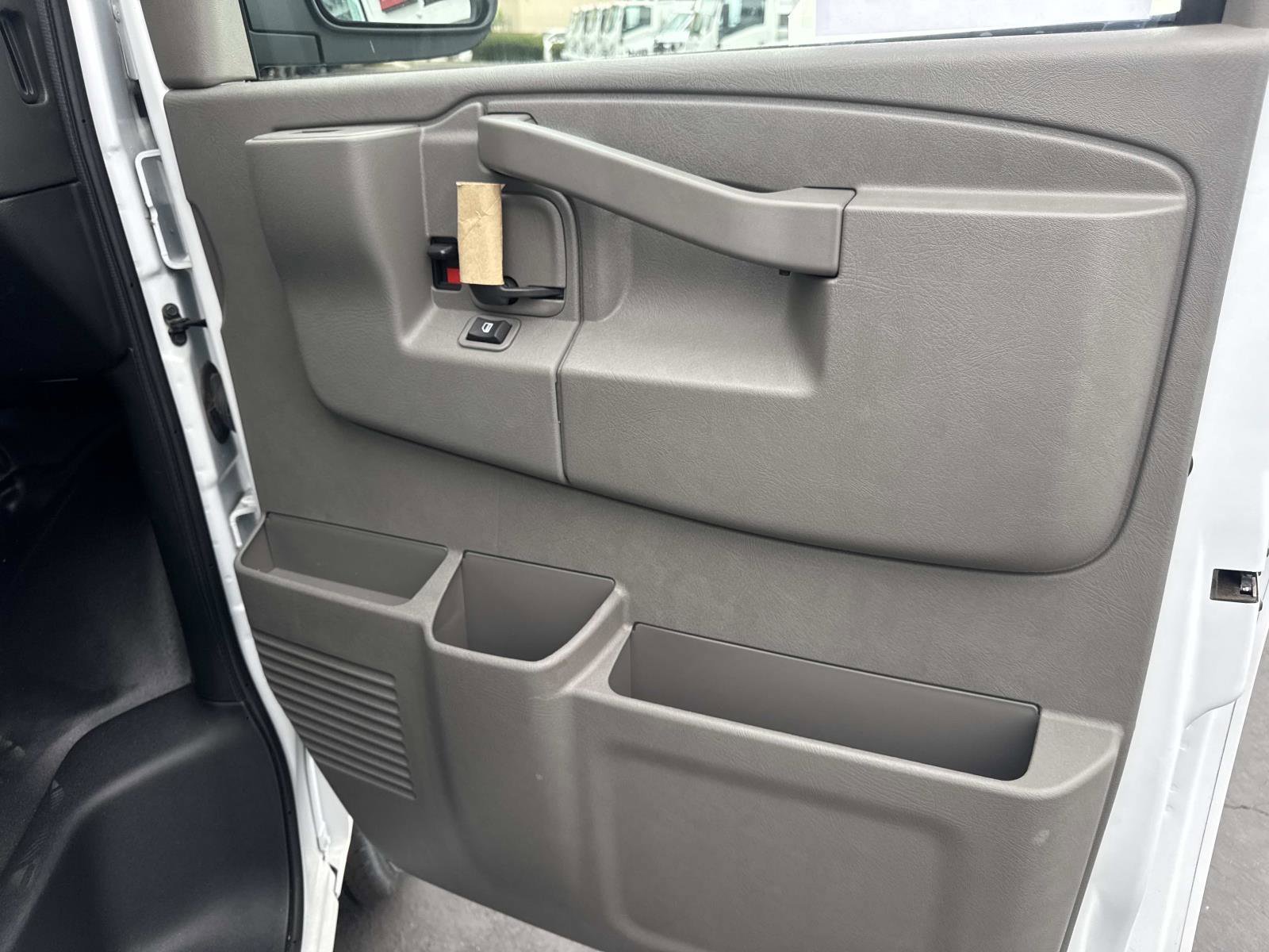 New 2025 GMC Savana 2500 w/ Driver Convenience Package RWD image 26
