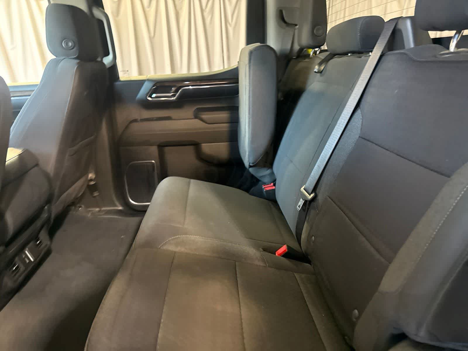 Used 2024 GMC Sierra 1500 SLE AWD/4WD image 18