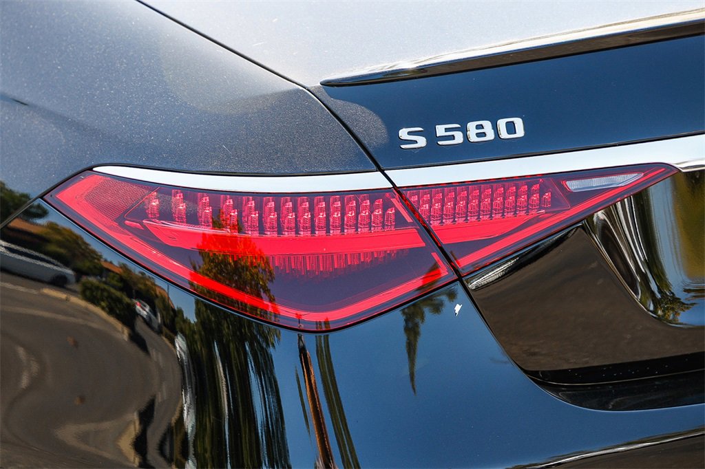 New 2025 Mercedes-Benz S 580 4MATIC Sedan image 8