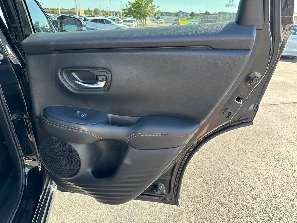 Used 2023 Honda HR-V Sport image 35
