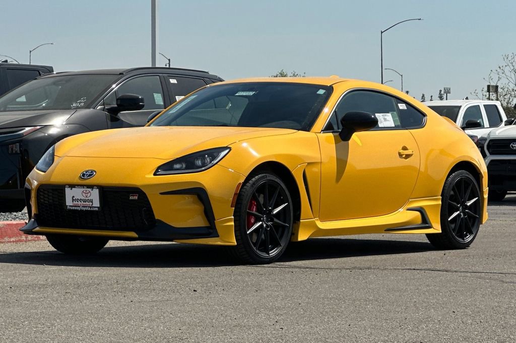 New 2026 Toyota GR86 YUZU Limited image 8