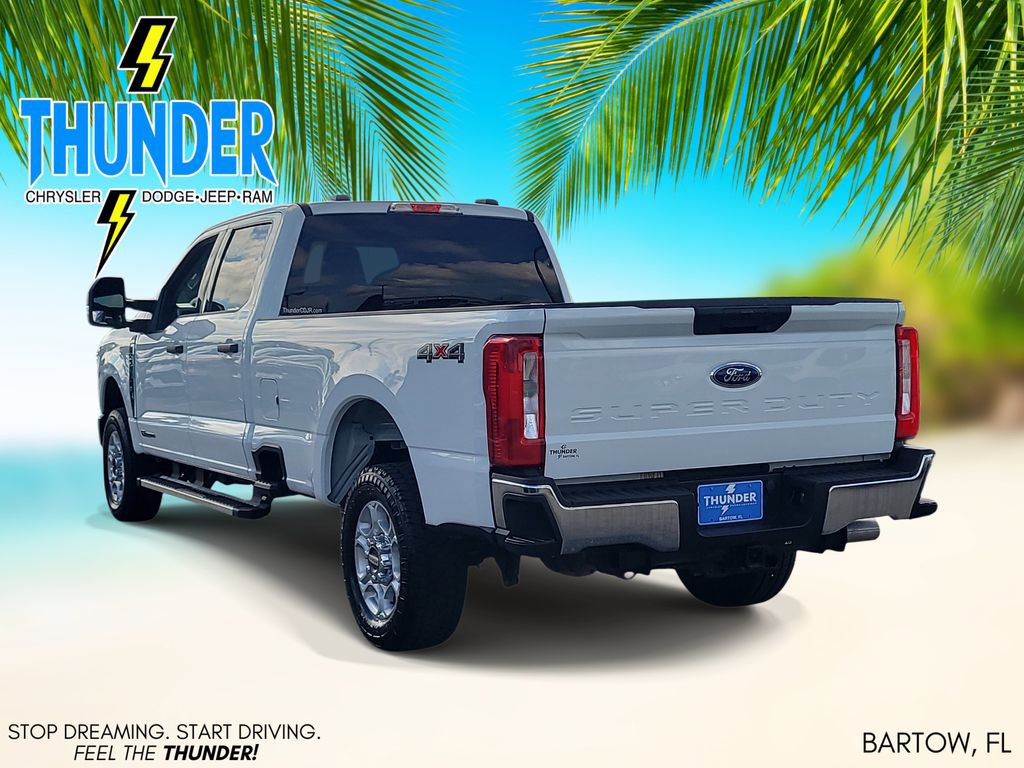 Used 2025 Ford F250 XLT AWD/4WD image 3