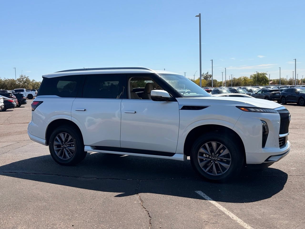Certified 2026 INFINITI QX80 Pure AWD/4WD image 8