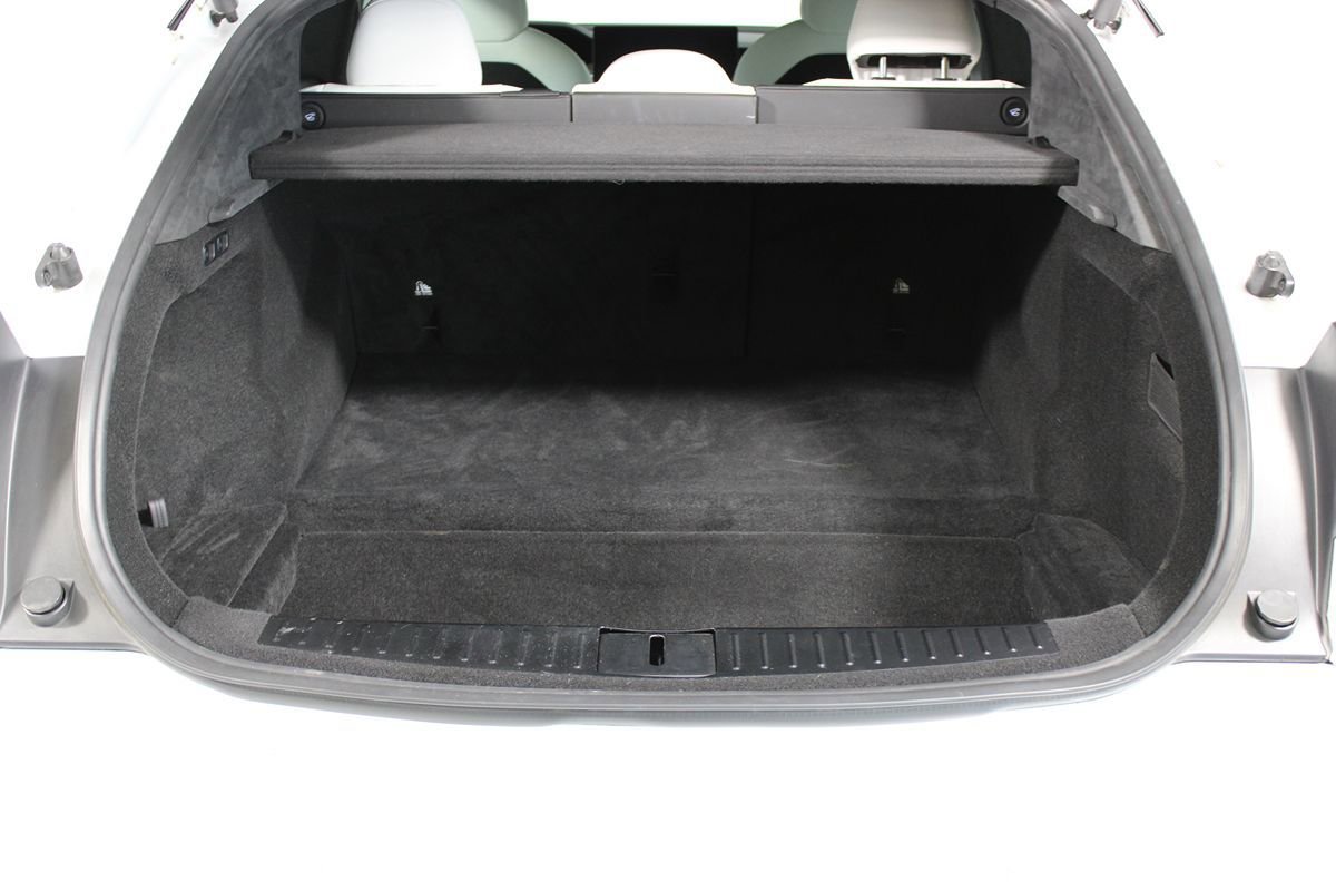 Used 2022 Tesla Model S AWD/4WD image 26