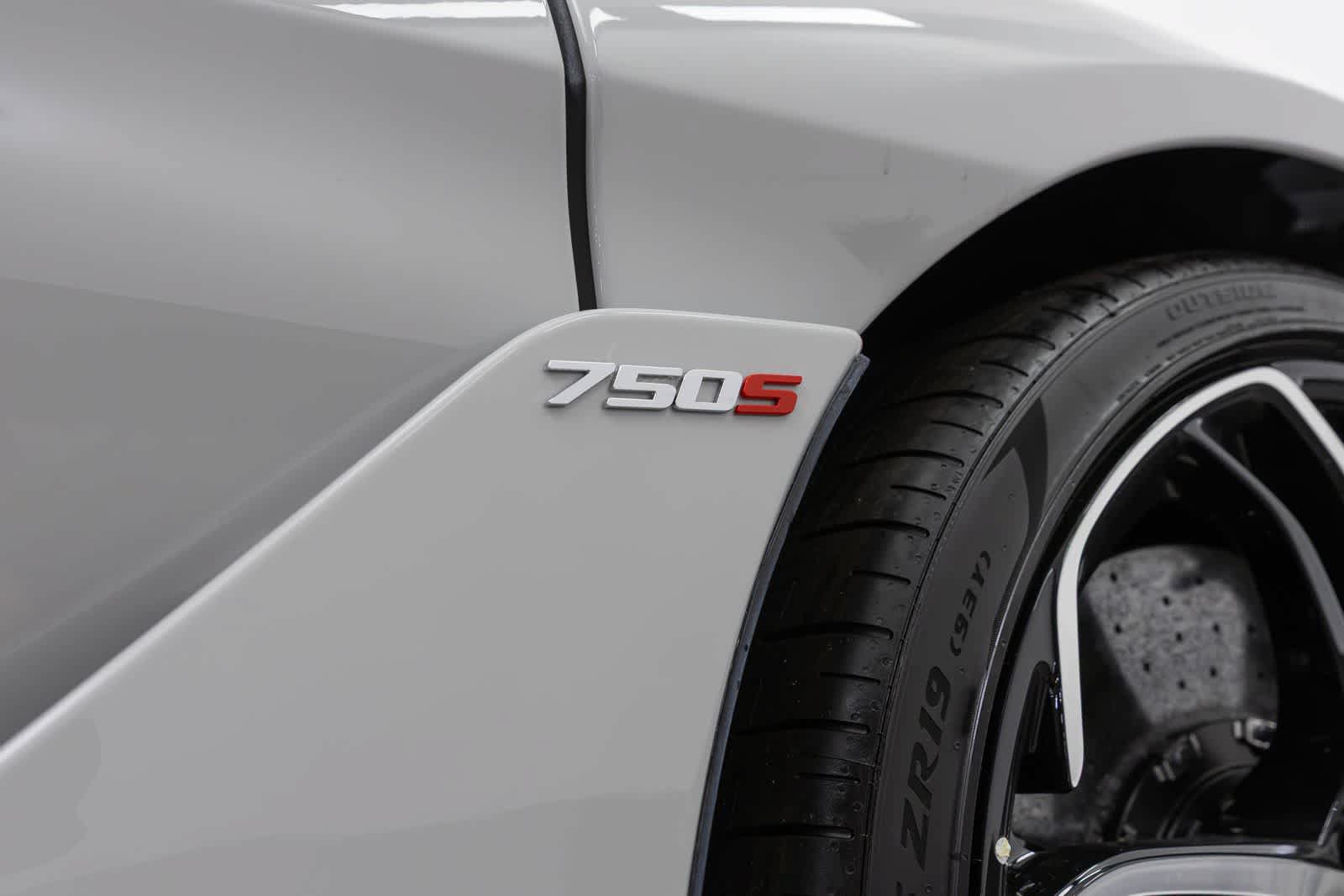 New 2027 McLaren 750S Spider RWD image 41