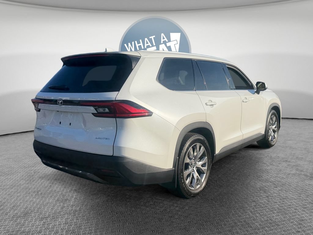 Used 2024 Toyota Grand Highlander AWD Hybrid image 3