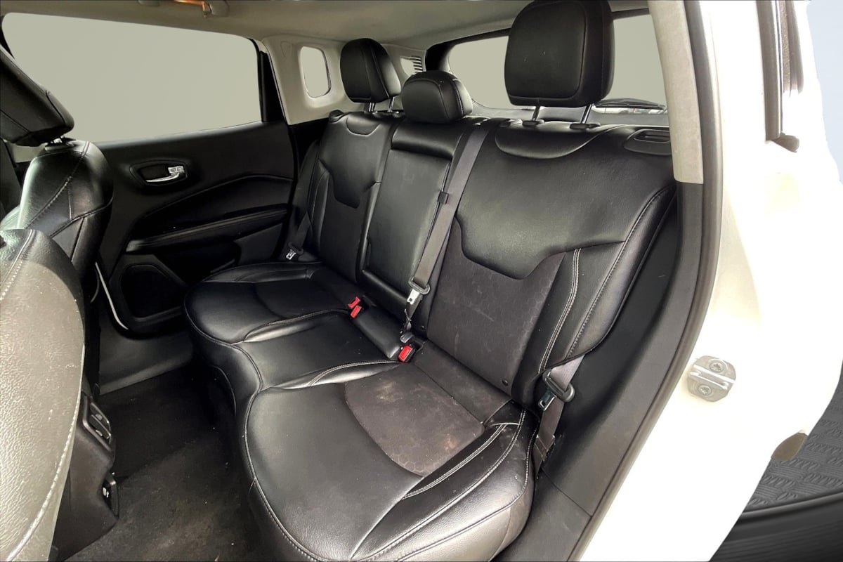 Used 2020 Jeep Compass Latitude FWD image 26