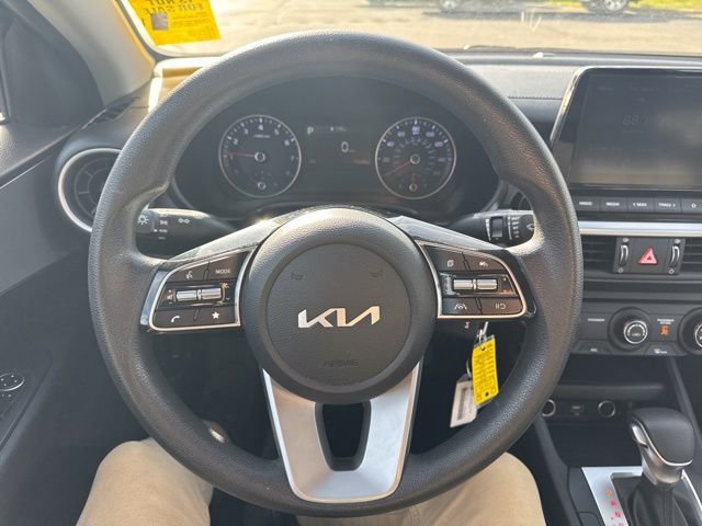 Used 2023 Kia Forte LXS image 13
