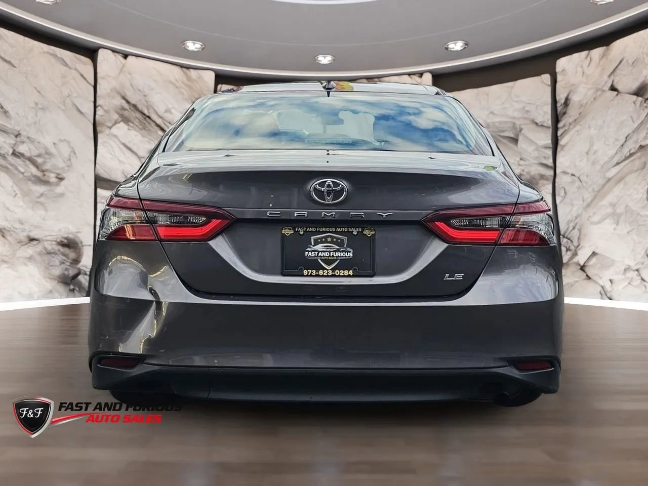Used 2023 Toyota Camry LE FWD image 7
