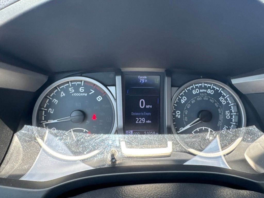 Used 2019 Toyota Tacoma Limited AWD/4WD image 17