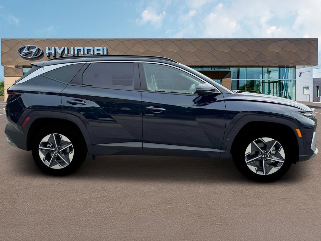 New 2025 Hyundai Tucson SEL image 9