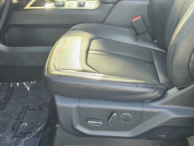 Used 2021 Ford Expedition Limited AWD/4WD image 18