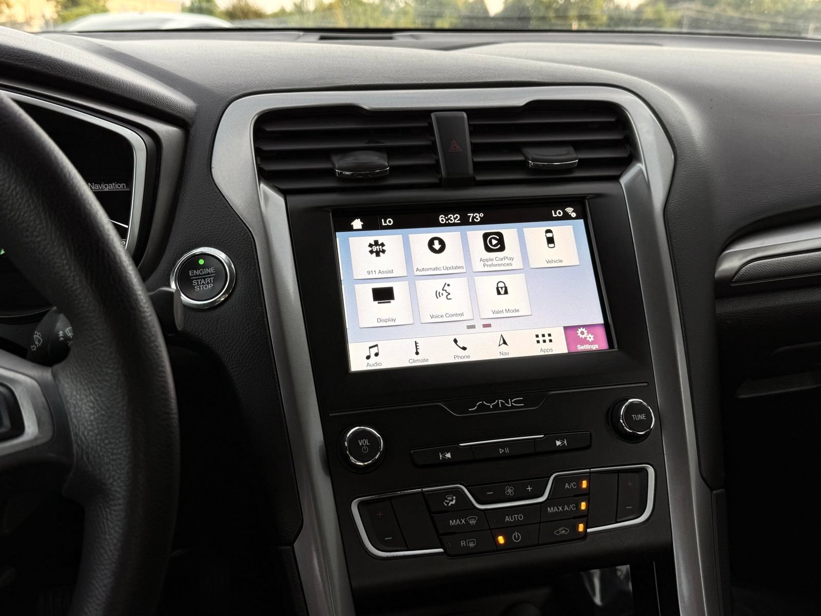 Used 2019 Ford Fusion SE FWD image 32