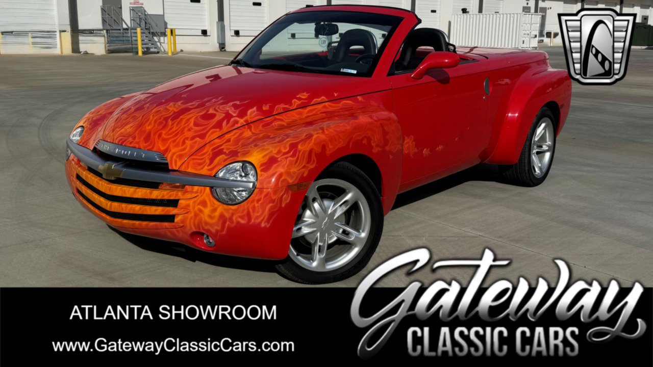 Used 2003 Chevrolet SSR w/ Preferred Equipment Group