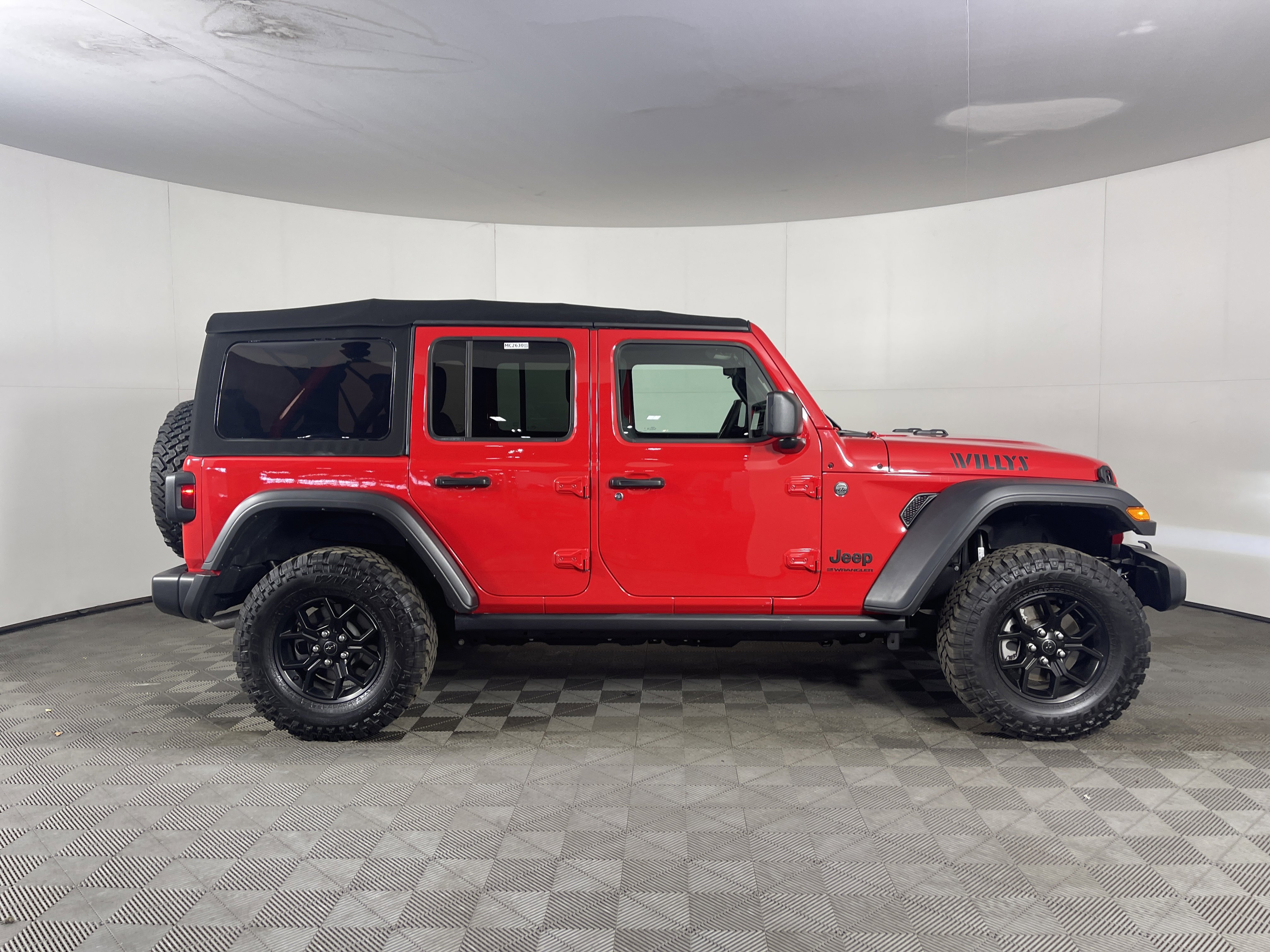 Used 2024 Jeep Wrangler Willys image 5