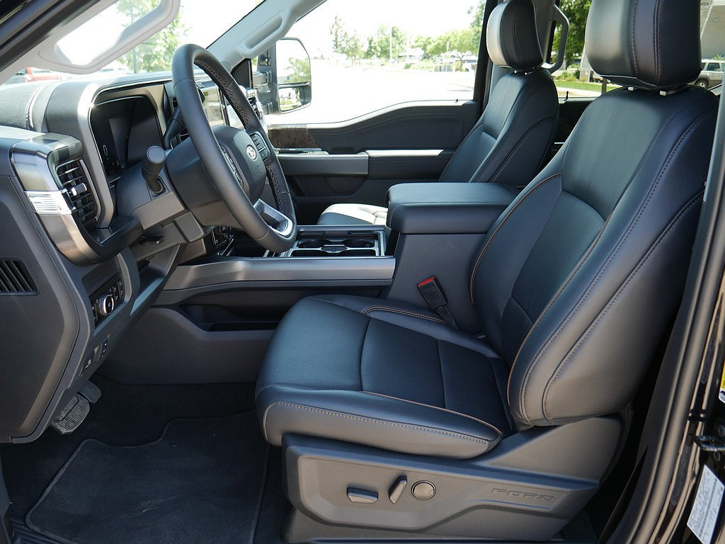 New 2026 Ford F350 Lariat w/ Black Appearance Package AWD/4WD image 10