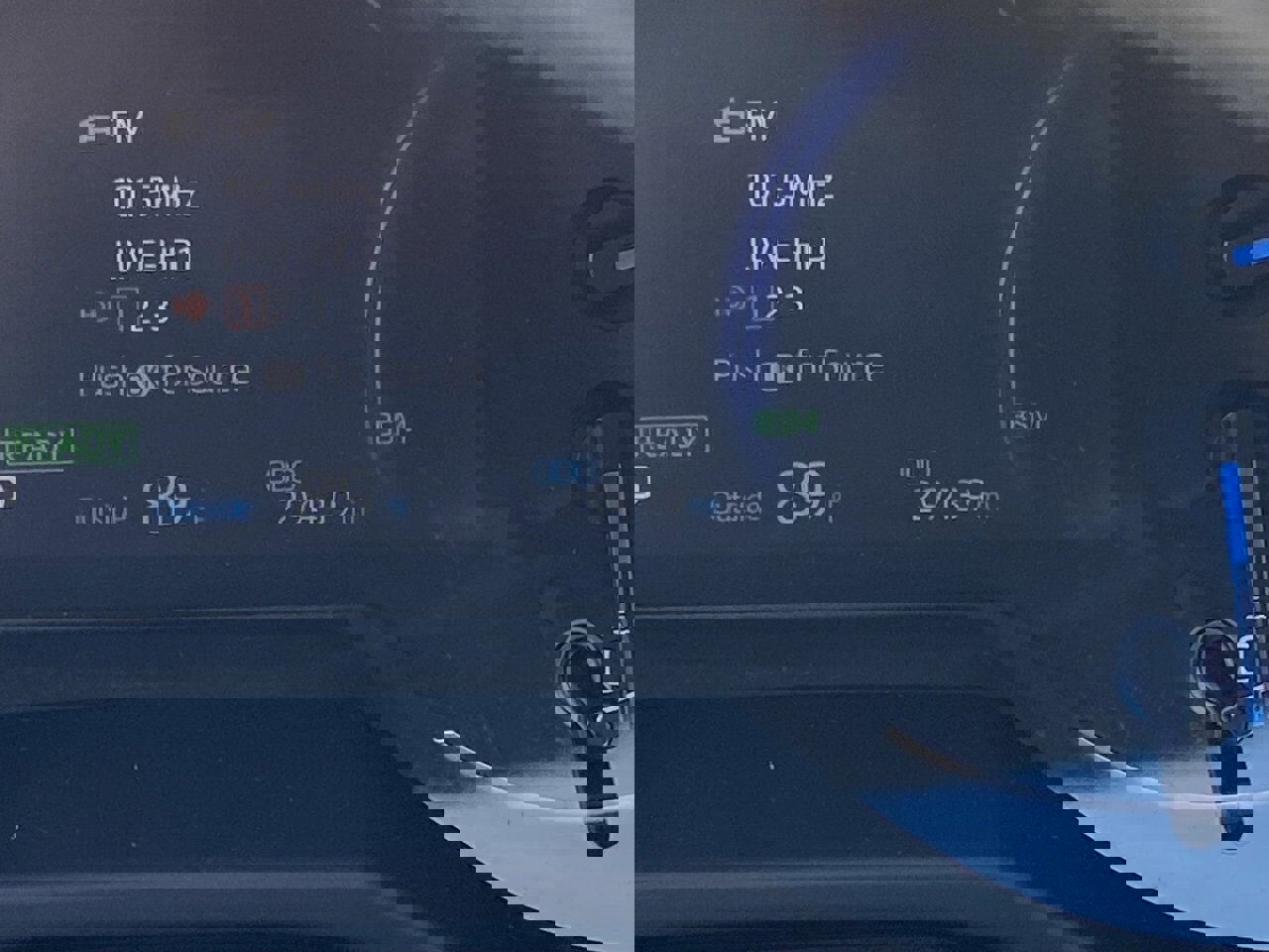 Used 2024 Toyota RAV4 SE w/ Convenience Package image 9