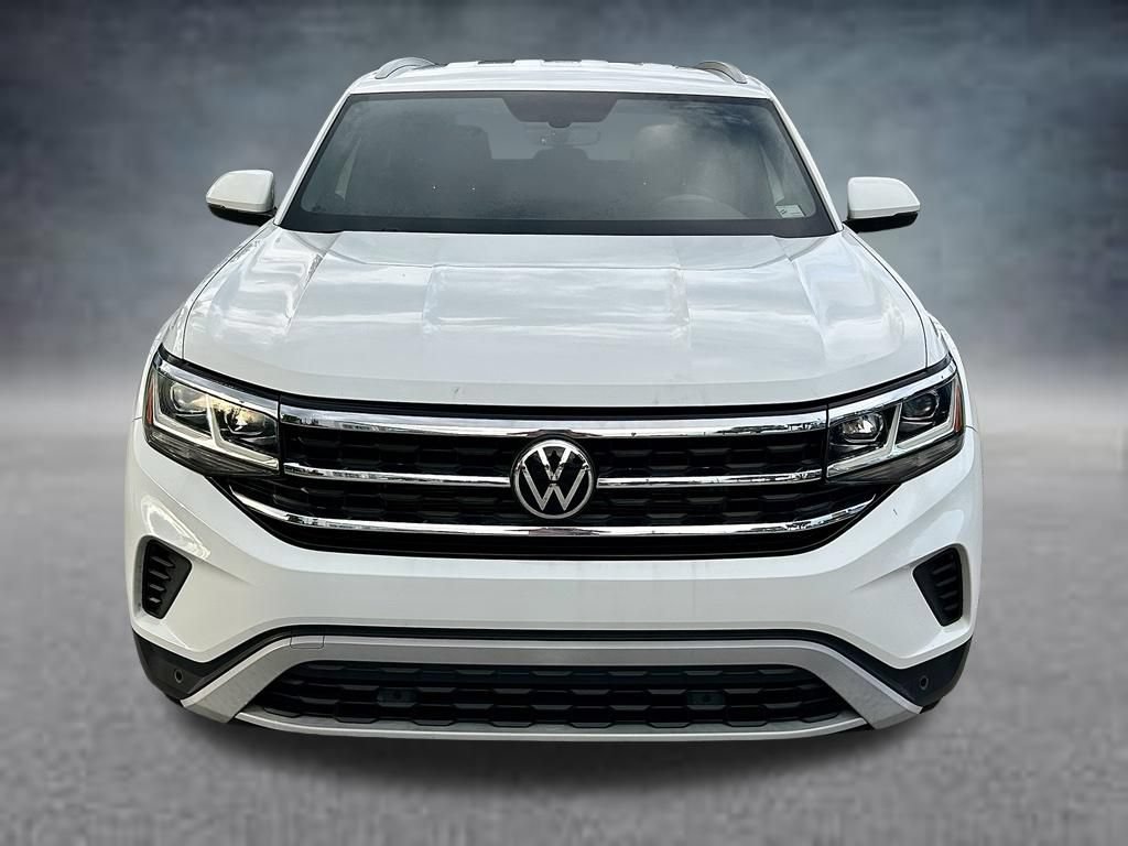 Used 2020 Volkswagen Atlas Cross Sport SE FWD image 2