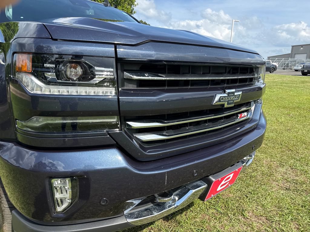 Used 2018 Chevrolet Silverado 1500 LTZ Z71 w/ Centennial Edition image 53