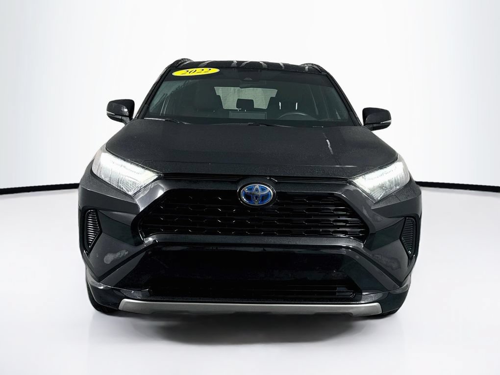 Used 2022 Toyota RAV4 SE AWD/4WD image 2