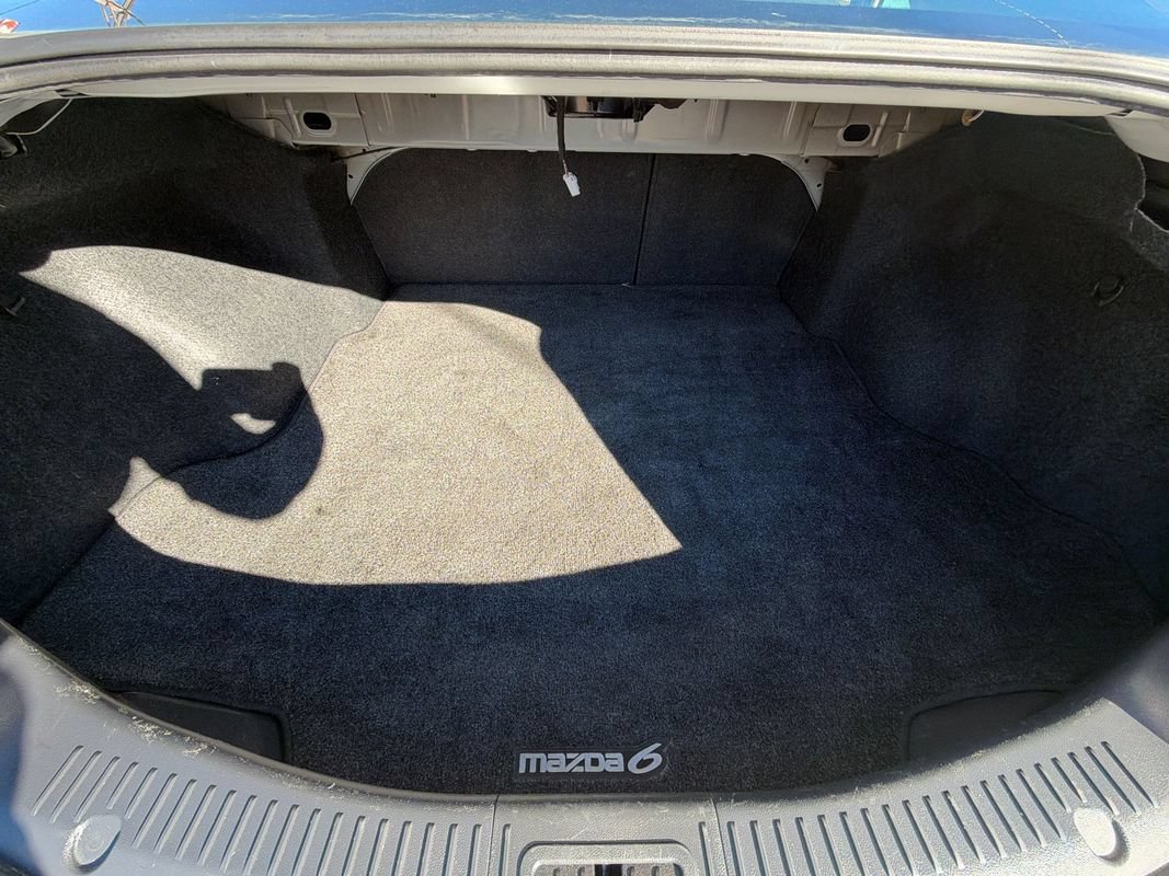Used 2009 MAZDA MAZDA6 i Touring w/ Moonroof & Bose Pkg FWD image 14