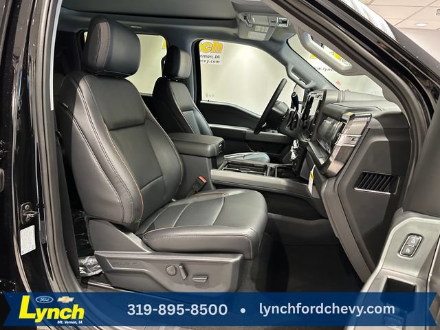 New 2026 Ford F250 Lariat w/ Black Appearance Package AWD/4WD image 10