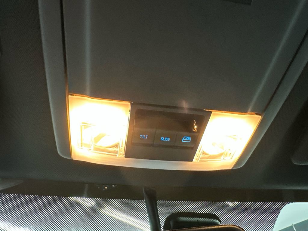 Used 2014 Ford F150 Platinum image 32