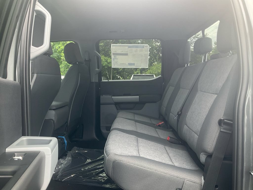 New 2026 Ford F250 XL w/ STX Appearance Package AWD/4WD image 14