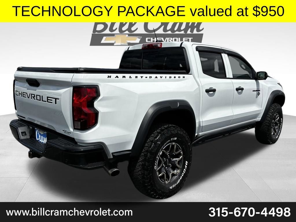 Used 2024 Chevrolet Colorado Trail Boss w/ Technology Package AWD/4WD image 3