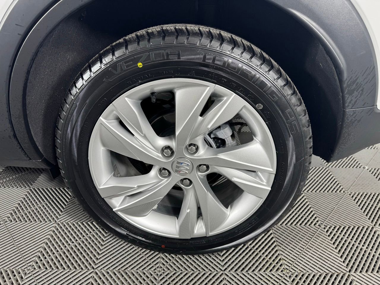Used 2024 Buick Encore GX Preferred FWD image 36