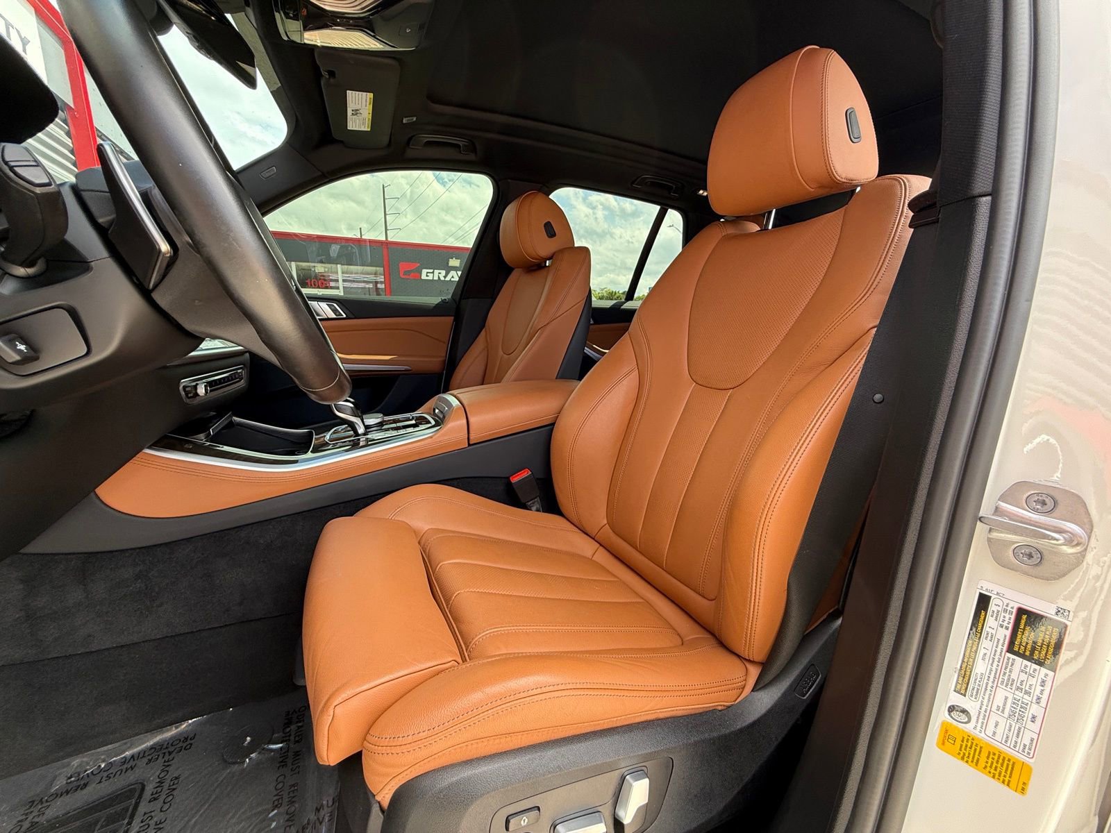 Used 2022 BMW X5 sDrive40i w/ M Sport Package RWD image 16