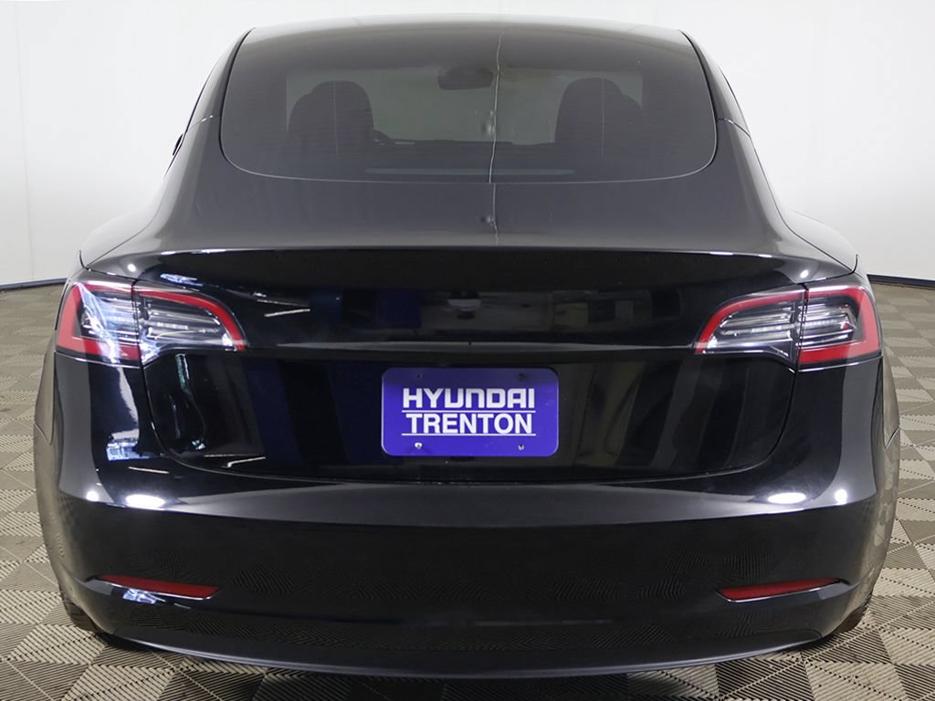 Used 2023 Tesla Model 3 Standard Range RWD image 13
