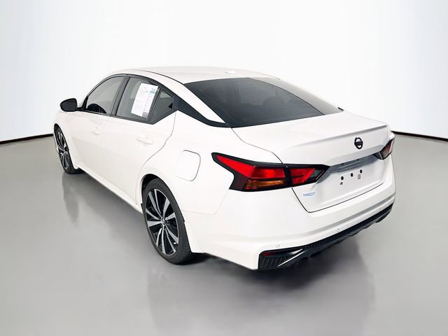 Used 2020 Nissan Altima 2.5 SR w/ Premium Package FWD image 6