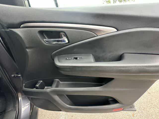 Used 2022 Honda Pilot Special Edition image 24