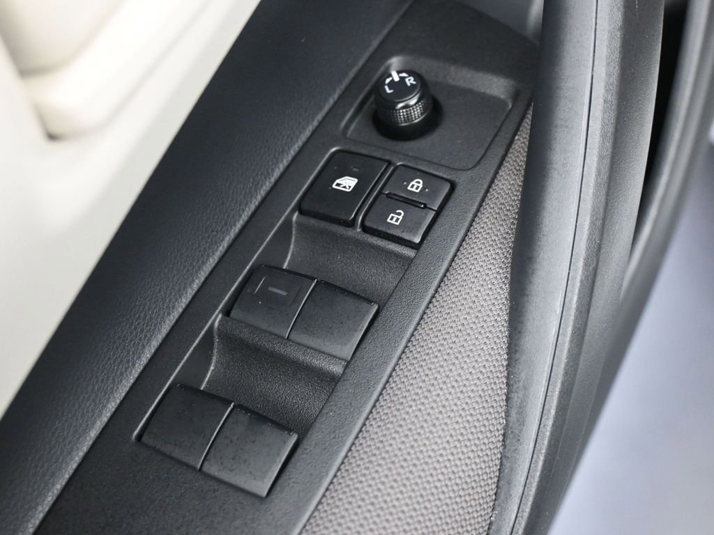 Used 2024 Toyota Corolla LE w/ LE Convenience Package image 13