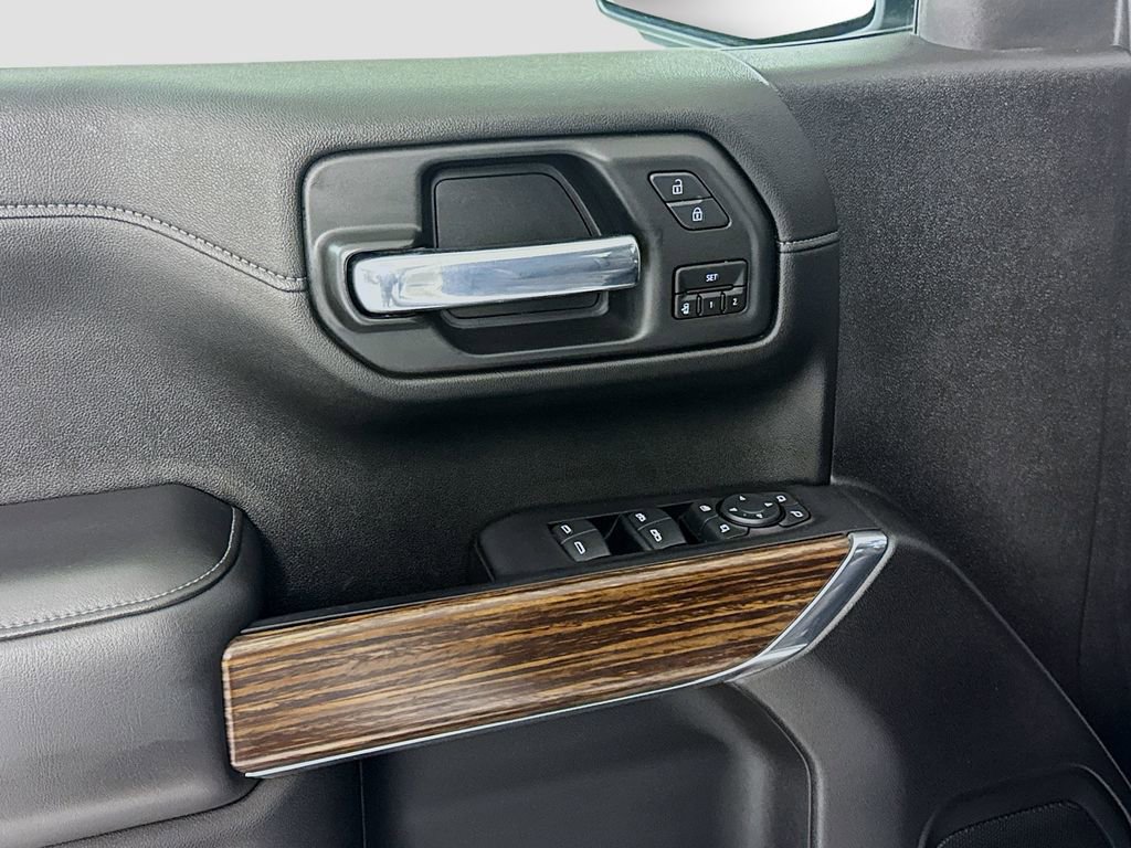 Used 2021 Chevrolet Silverado 1500 High Country w/ Technology Package image 20