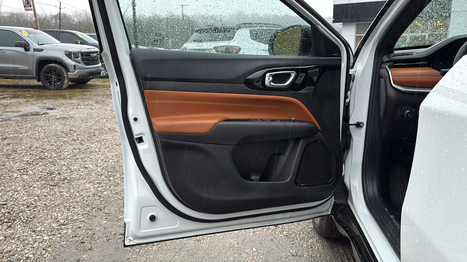 Certified 2024 Jeep Compass Limited w/ Elite Group image 12