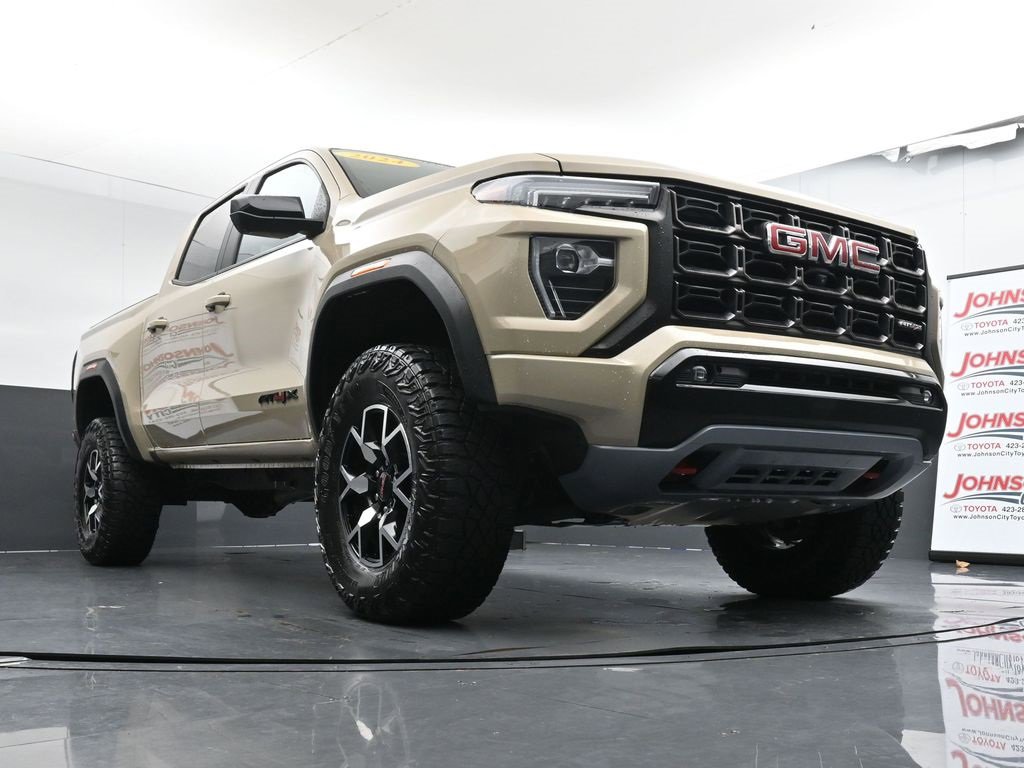 Used 2024 GMC Canyon AT4X image 33