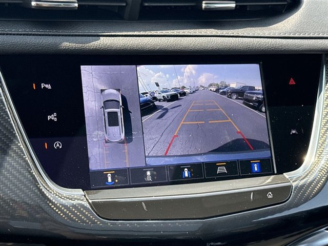 Certified 2024 Cadillac XT6 Sport w/ Technology Package AWD/4WD image 15