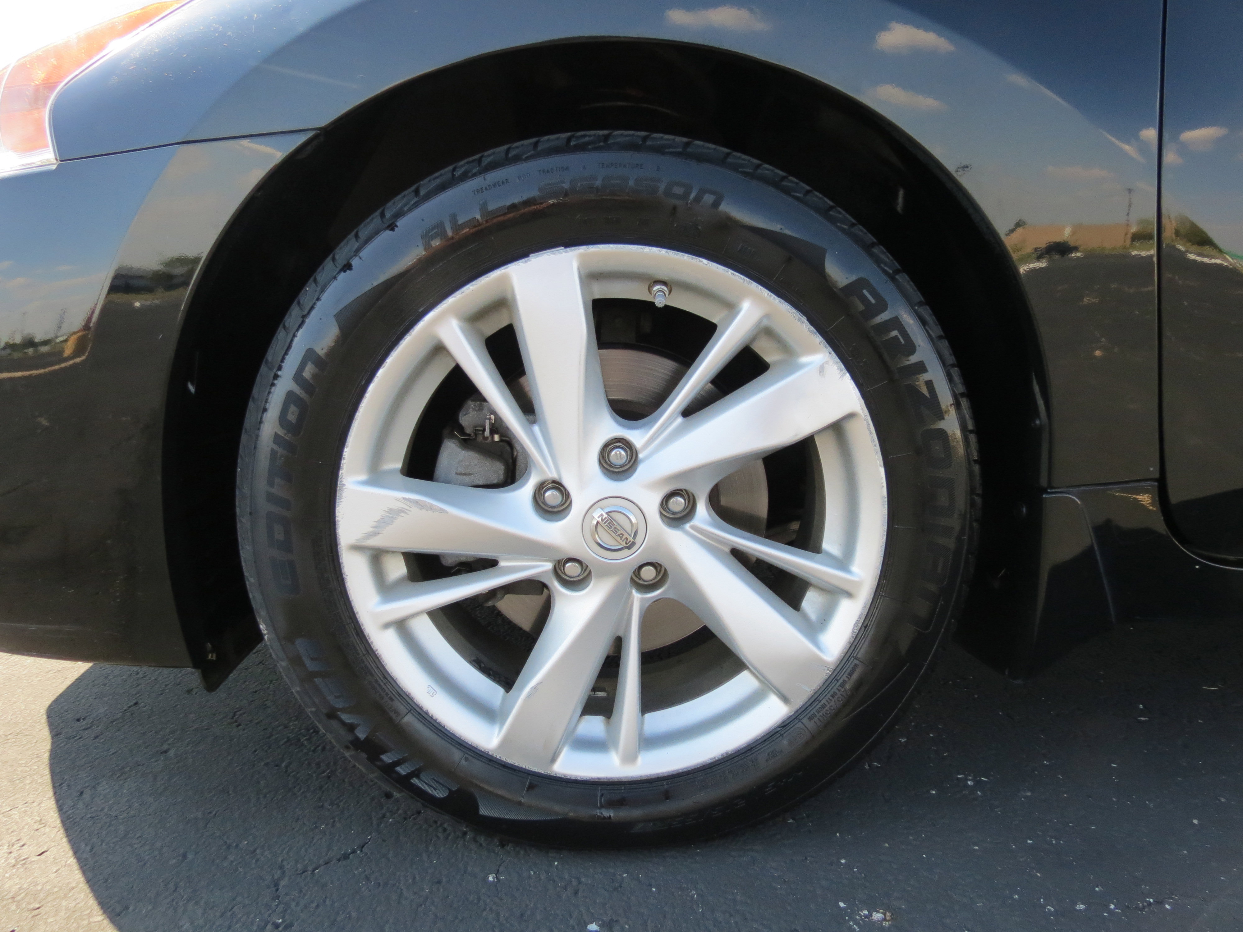Used 2015 Nissan Altima 2.5 SV w/ Convenience Package image 40