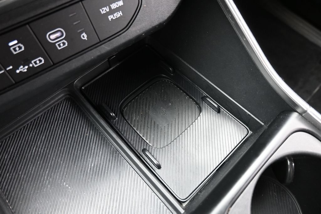 Used 2025 Kia Carnival EX FWD image 48